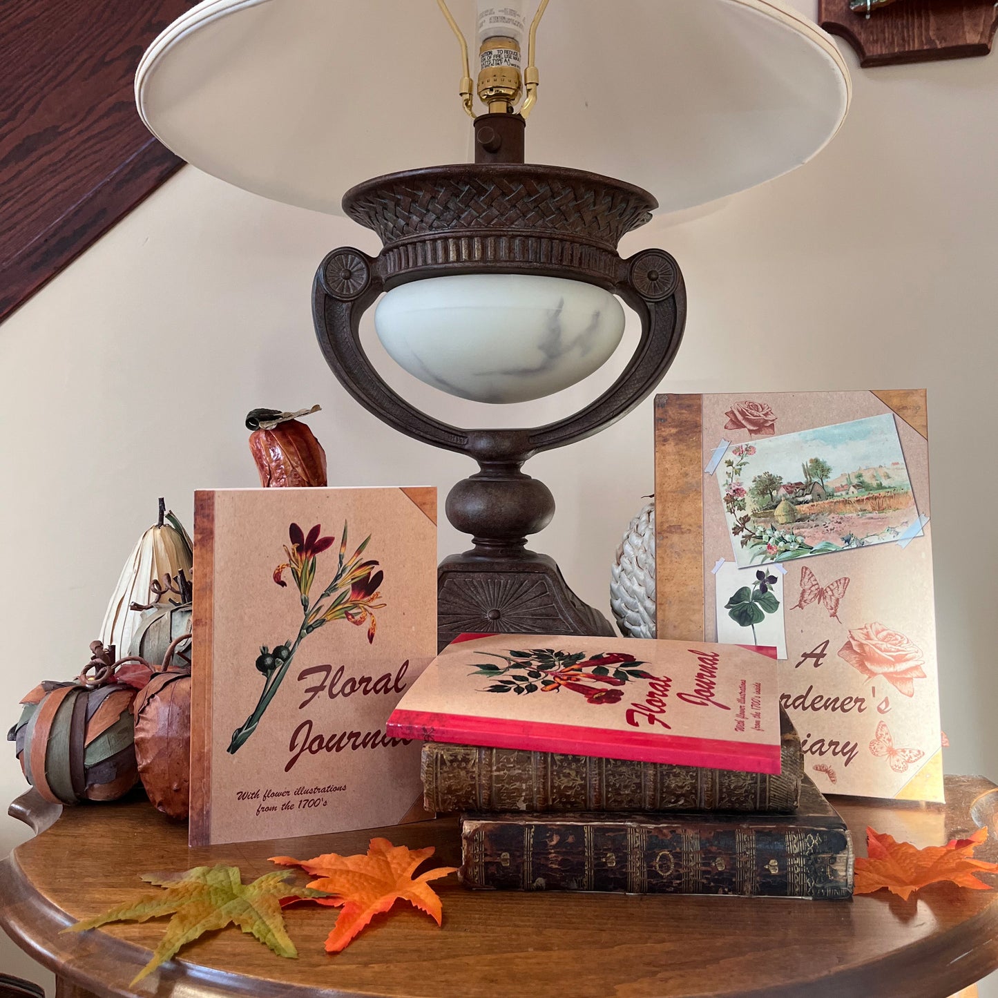 Luxury Gardener’s Journal – Antique Botanical Garden Record Book with 100+ Vintage Flower Illustrations – Hardcover Keepsake