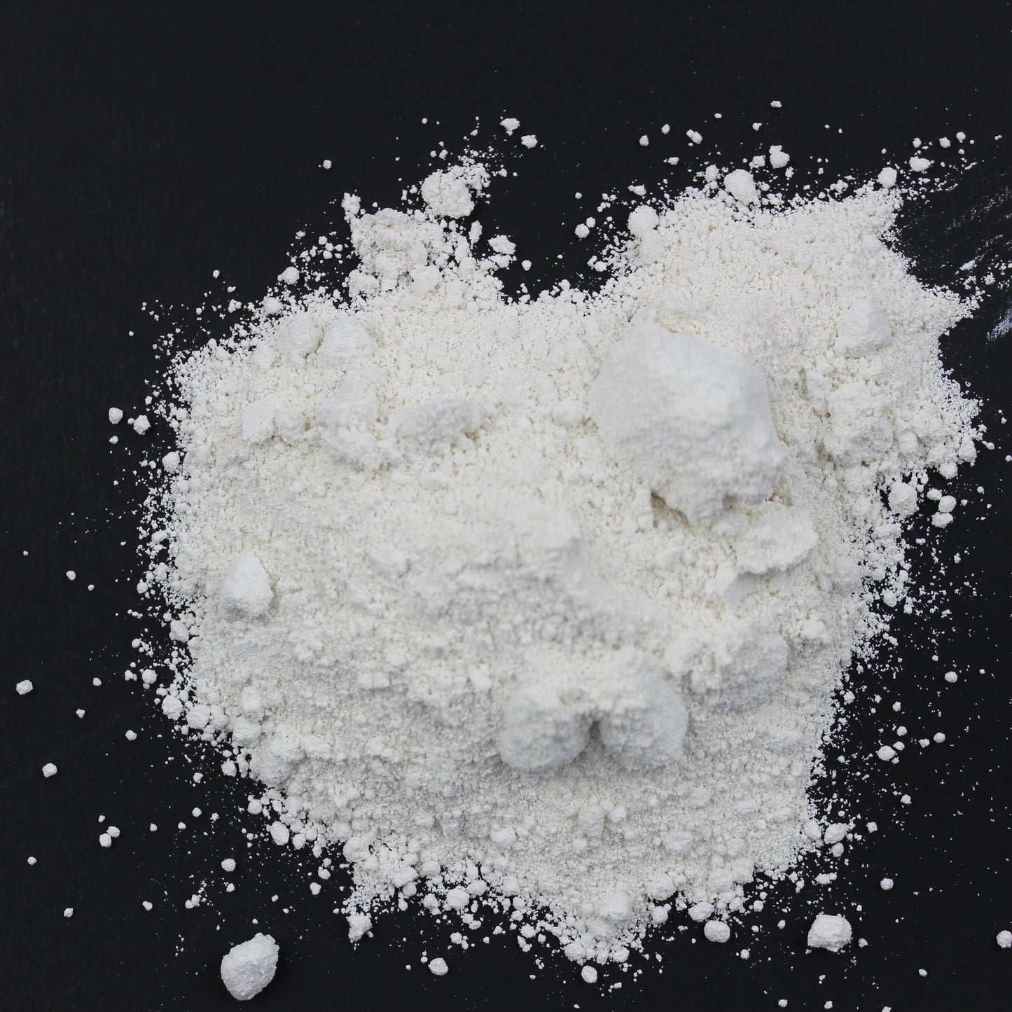 Kaolin White Clay Powder – 454g / 1 lb – Fine, Light Texture – Natural Mineral Clay